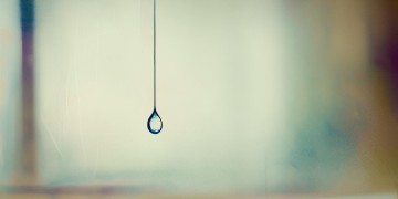 想到将来欲哭无泪究竟是哪首歌？