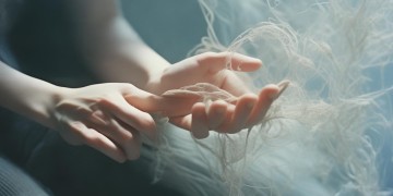 Hands究竟是哪首英文歌？
