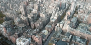 季风吹向山林出自哪首歌？